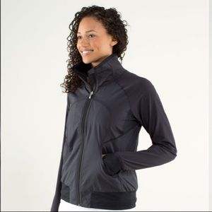 Lululemon Run: Track Attack Jacket RARE